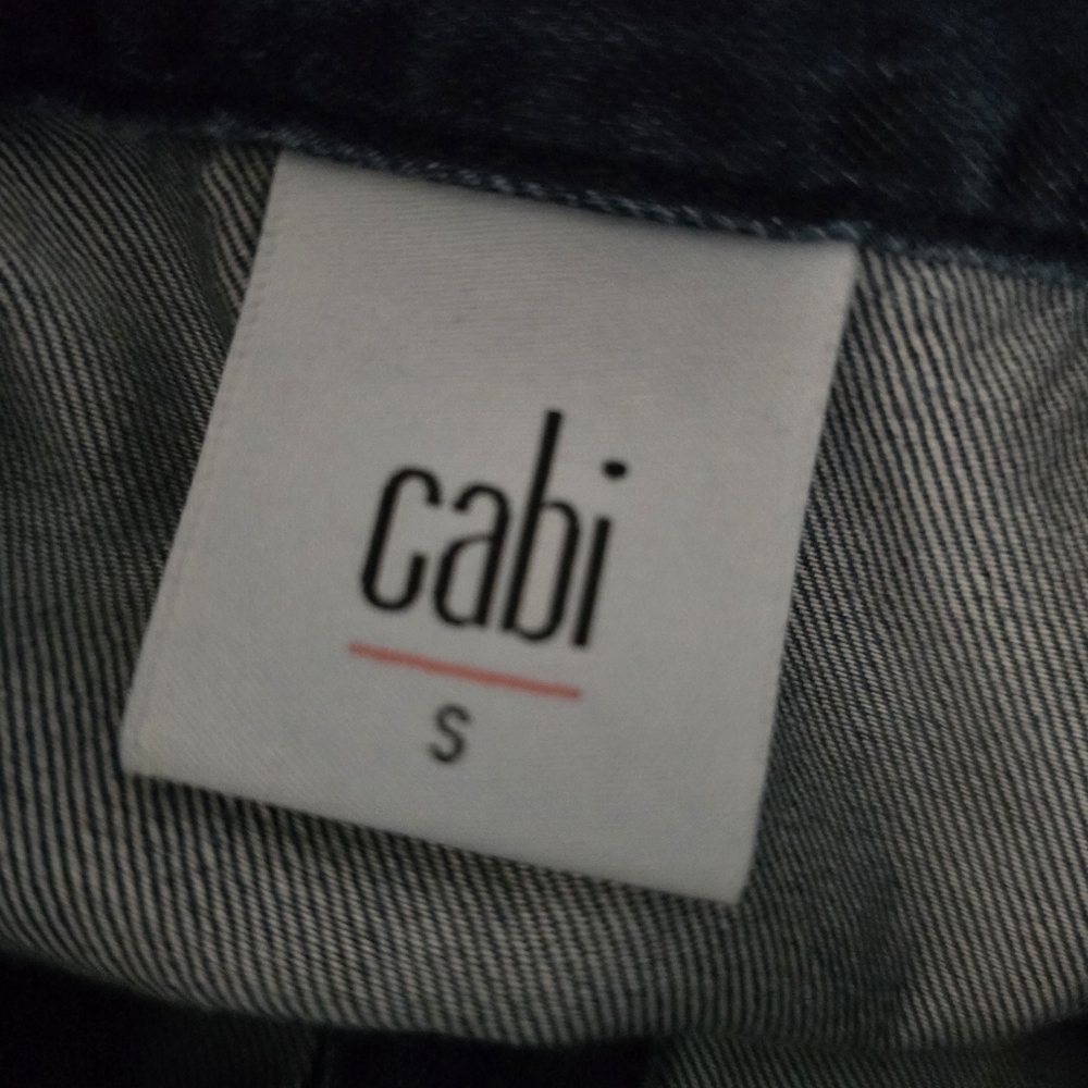 🔥CABI 3290 Waterfront Denim Button Down Shirt, Size S - Picture 7 of 8